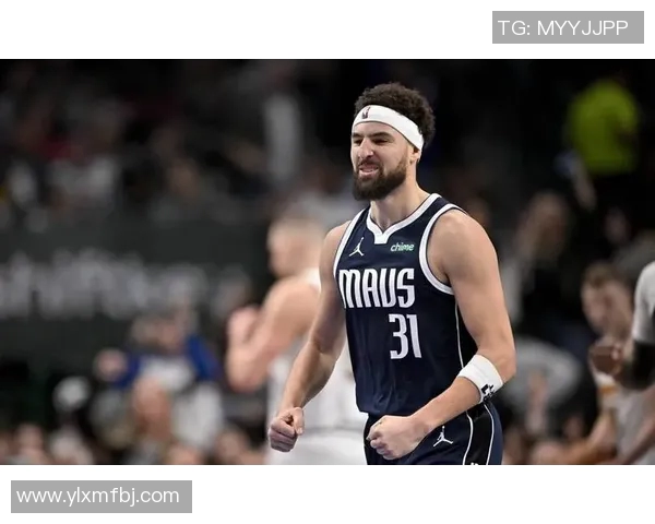 克莱汤普森：勇士队的三分之王与篮球场上的传奇故事